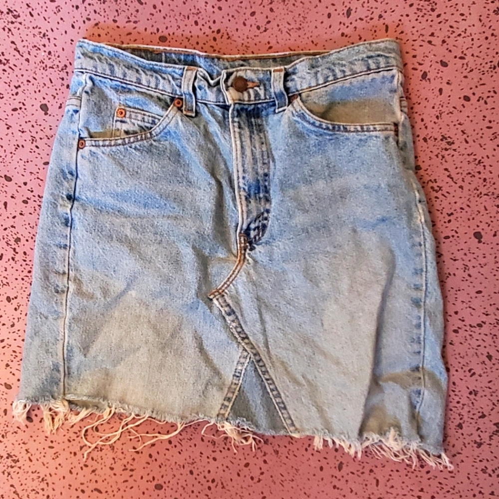 Levi's cut off denim mini skirt 90s / Y2K